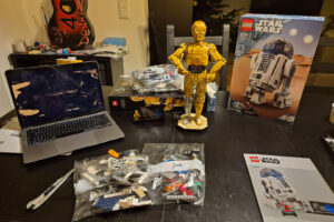 Lego - C3PO 75398 and R2D2 73539 